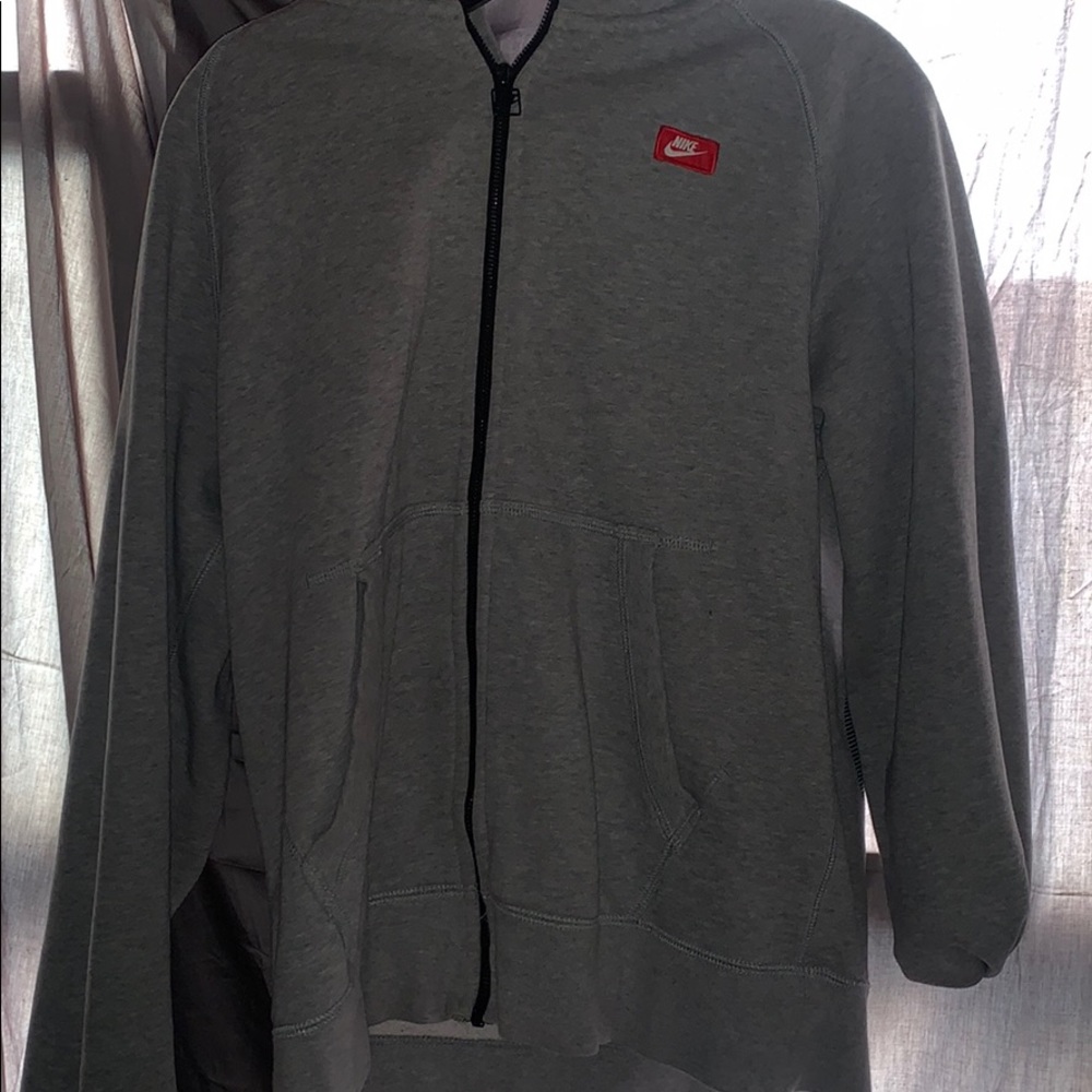 Grey sport Nike sweater grey zip up Sz M used